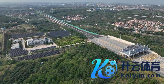 宇宙首个零碳奢睿收费站发布 绿色动力引颈异日